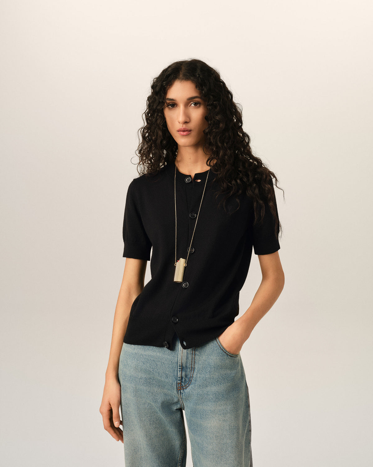 Black wool short-sleeve cardigan with Ami de Coeur - 2