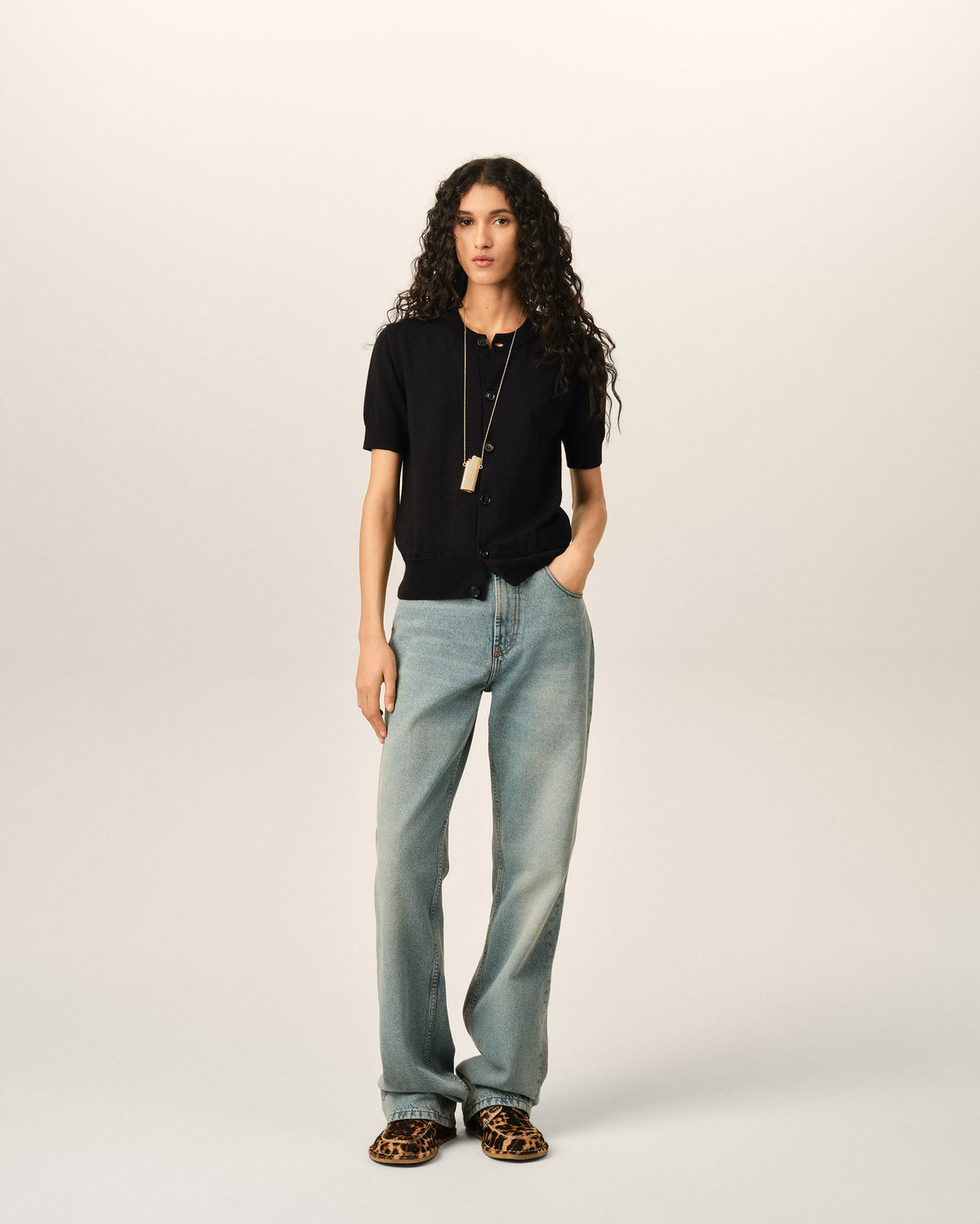 Black wool short-sleeve cardigan with Ami de Coeur - 3