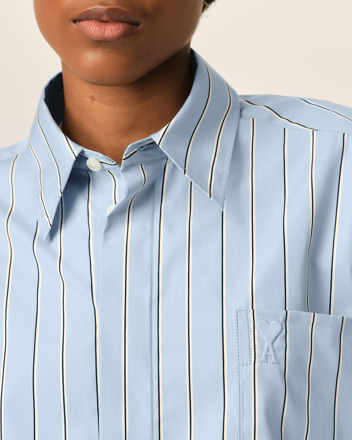 Blue large striped cotton short-sleeve shirt with embossed logo - 4