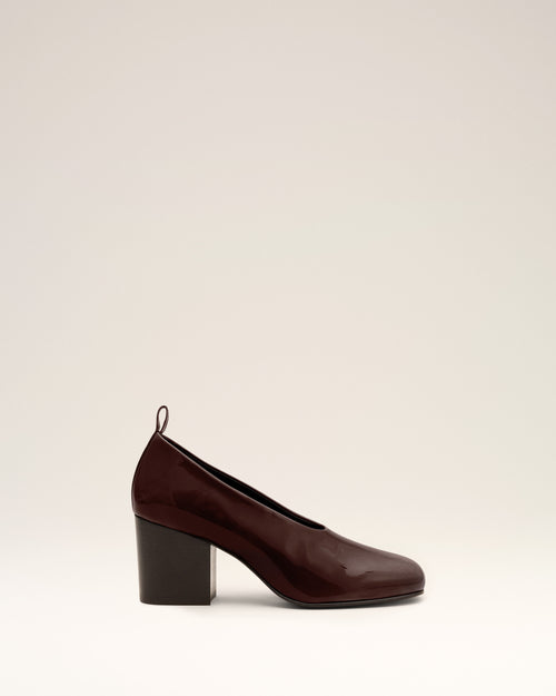 Brown cow leather pumps - CHOCOLATE BROWN - Ami Paris