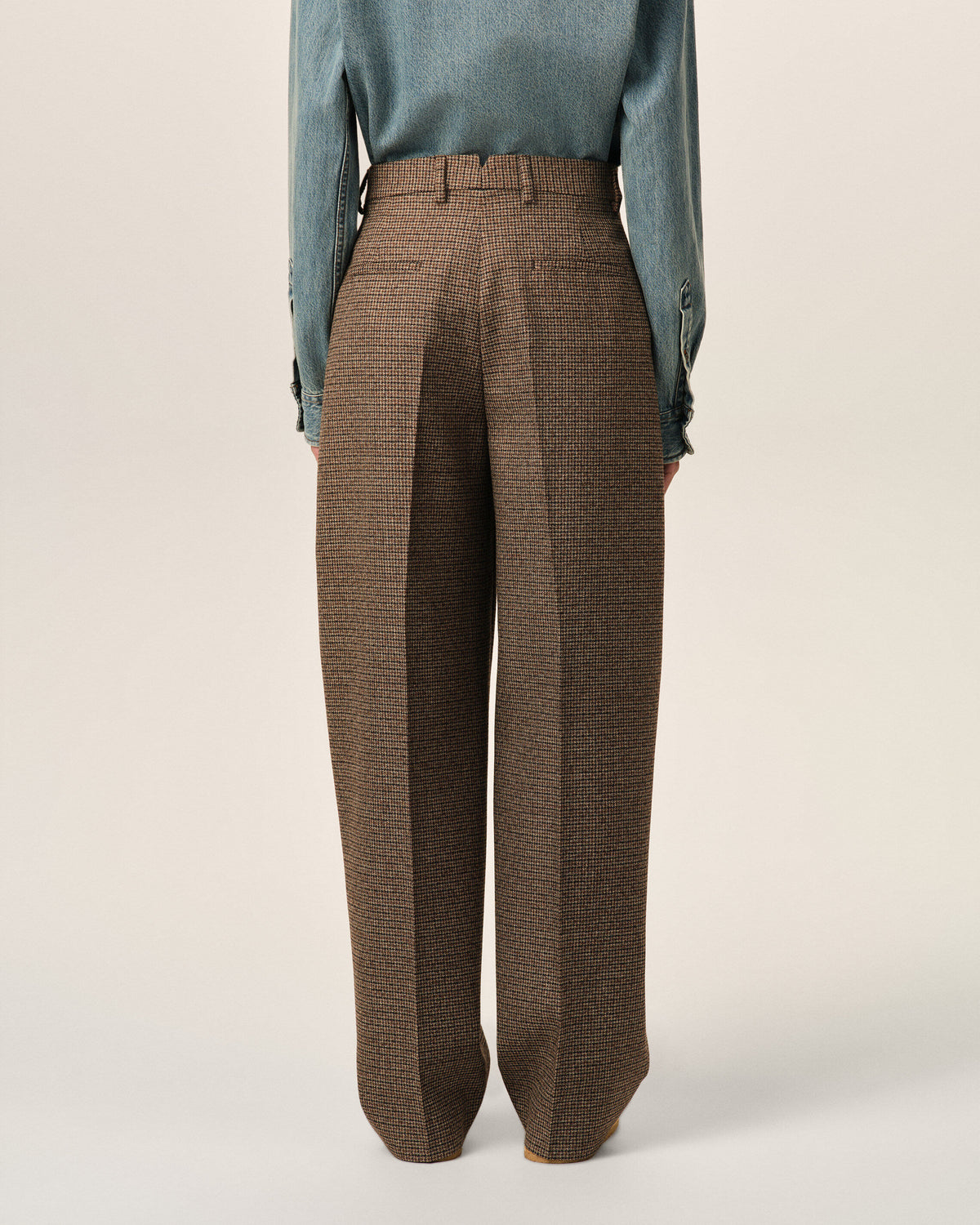 Brown houndstooth balloon-fit wool trousers - 4