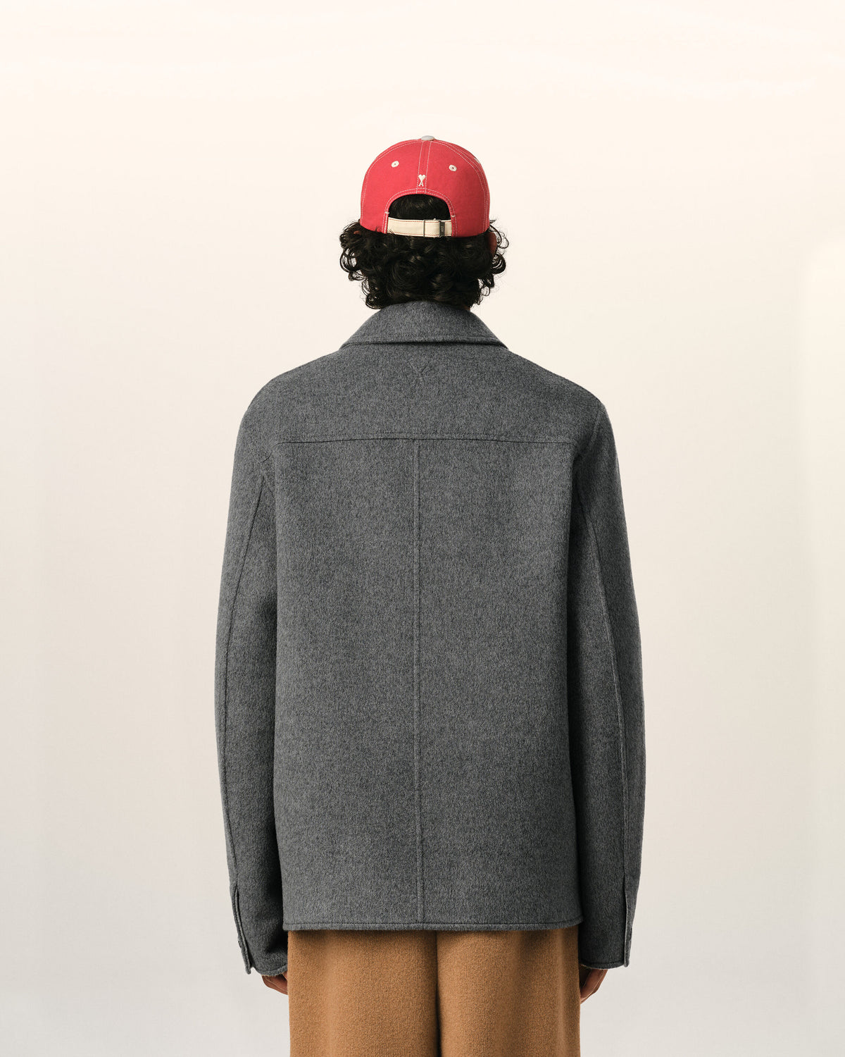 Grauer Blouson aus Wolle und Kaschmir mit Knöpfen - 5