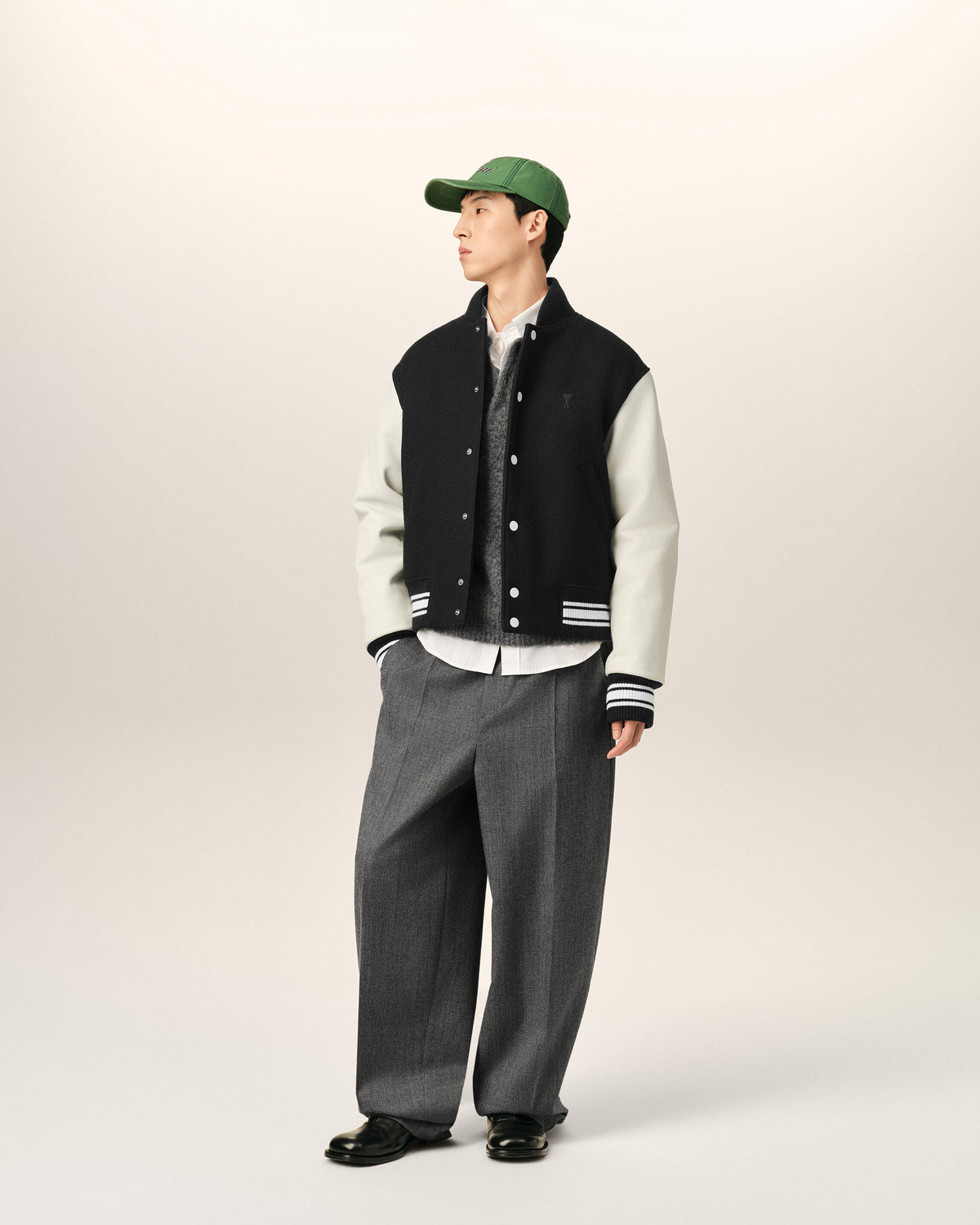 Chaqueta teddy acolchada de lana y cuero negra con bordado Ami Paris - 2