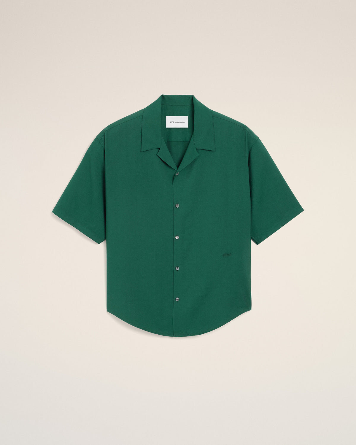 Camisa boxy de sarga de viscosa verde de manga corta - 1