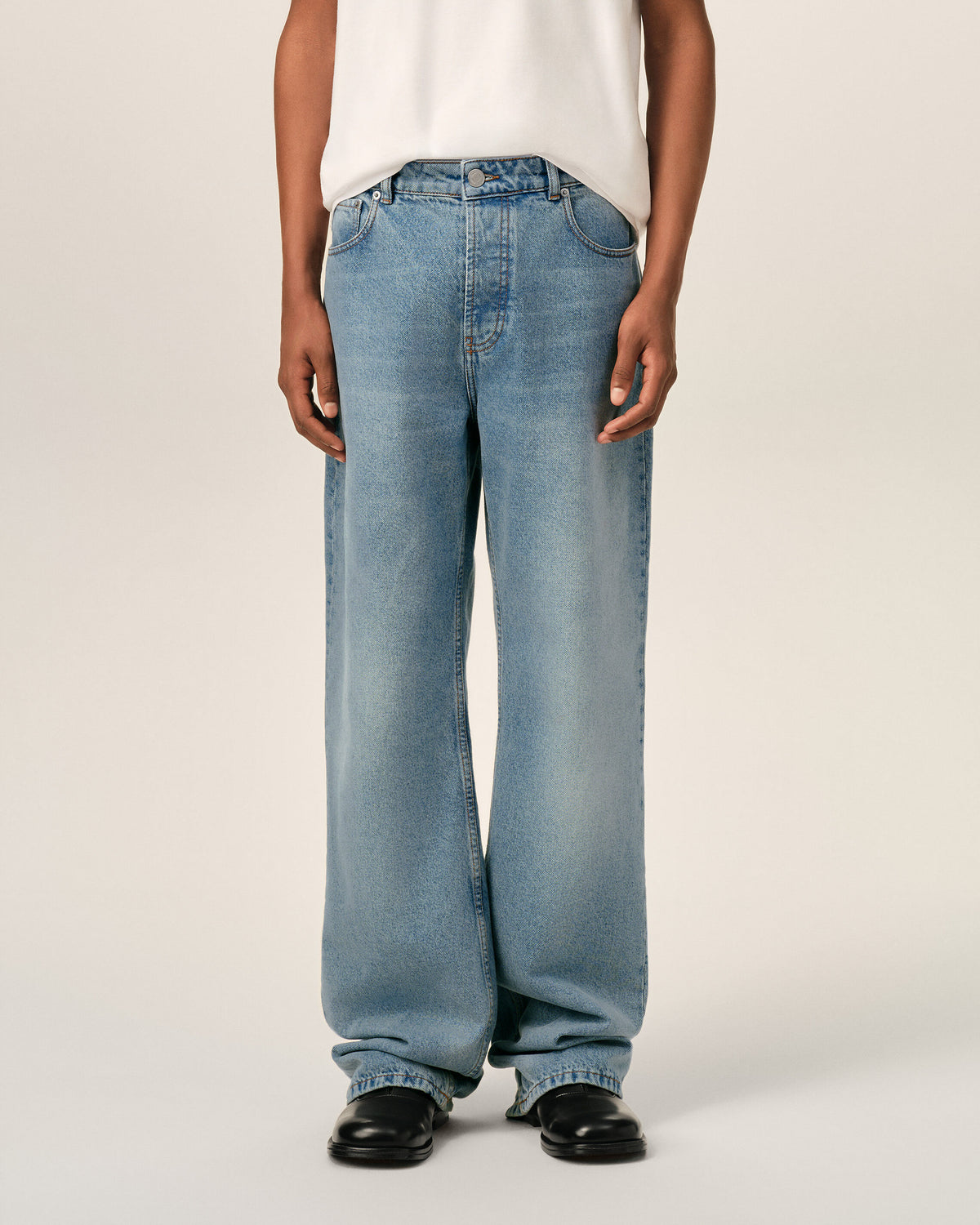 Large-fit cotton jeans - 3