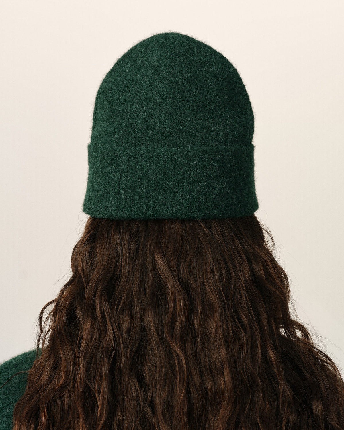 Green alpaca beanie with Ami de Coeur - 12