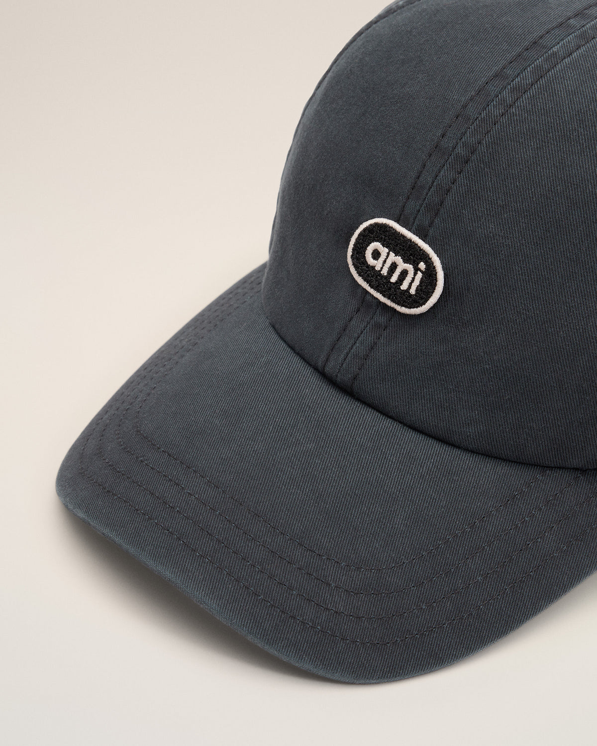 Black cotton cap with Ami patch - 3