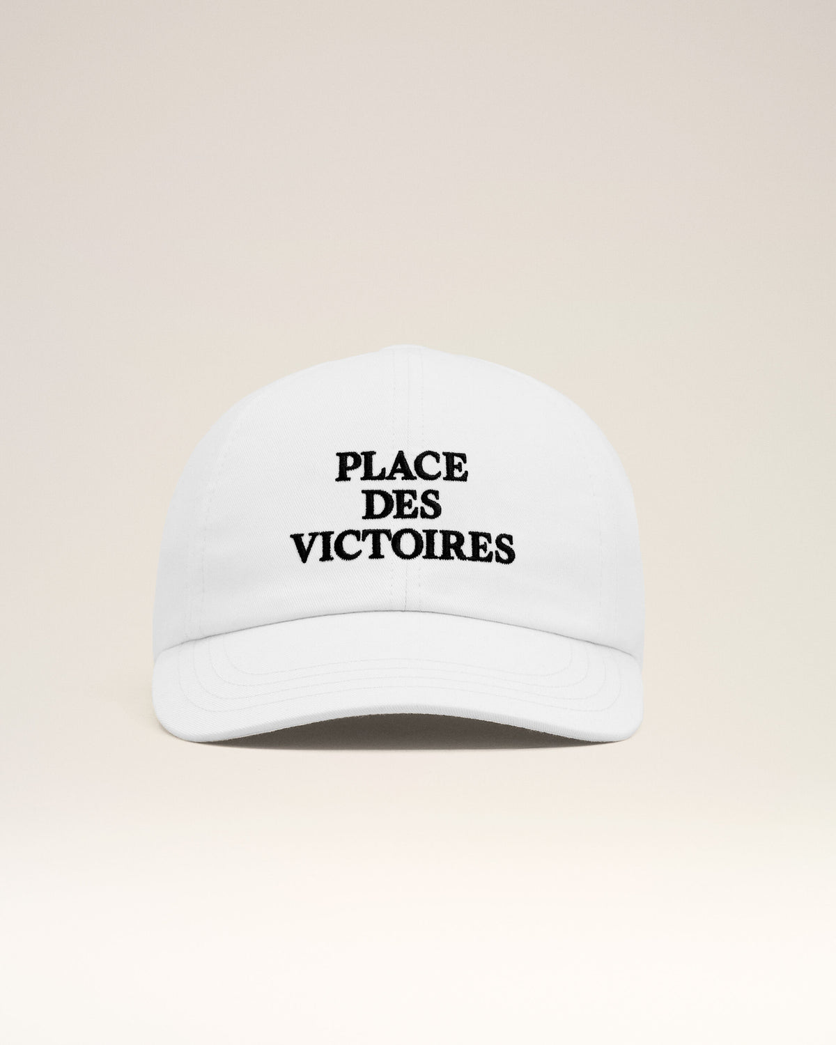 White cotton cap with "Place des Victoires" print - 10
