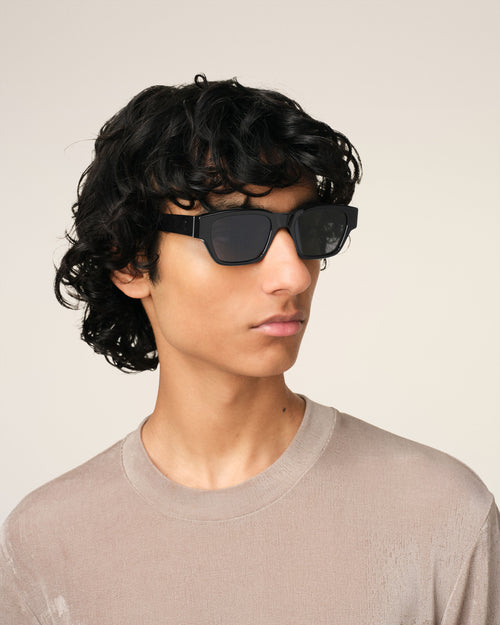 Schwarze 75009 Sonnenbrille - 2 - Ami Paris