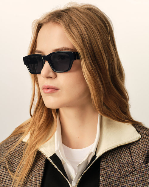                                     Black 75009 Sunglasses - 3                                 - Ami Paris