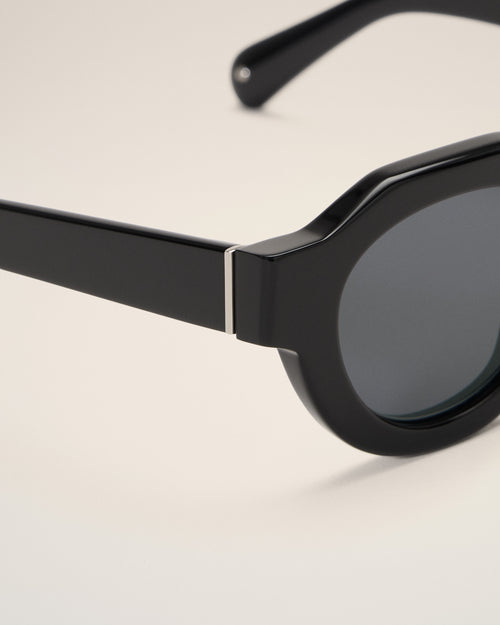 Black sunglasses 75018 - Woman - 9 - AMI Paris - Ami Paris