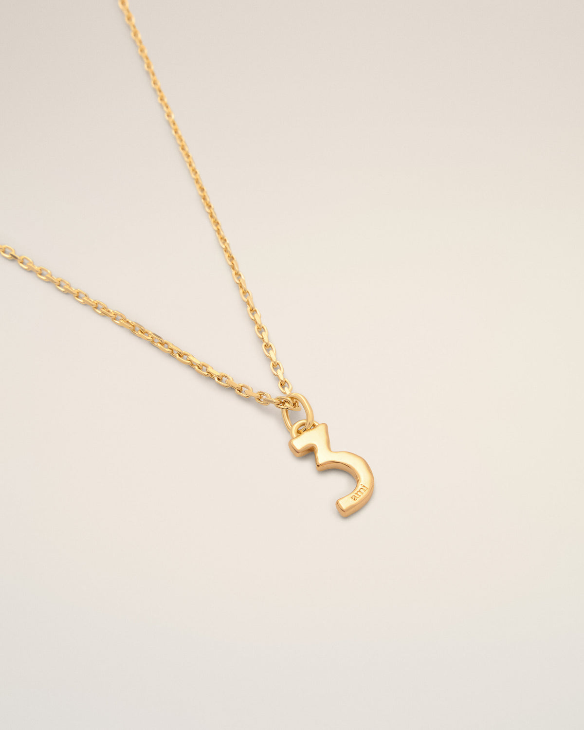 Collier Martelé Doré Pendentif "3" en Laiton - 7