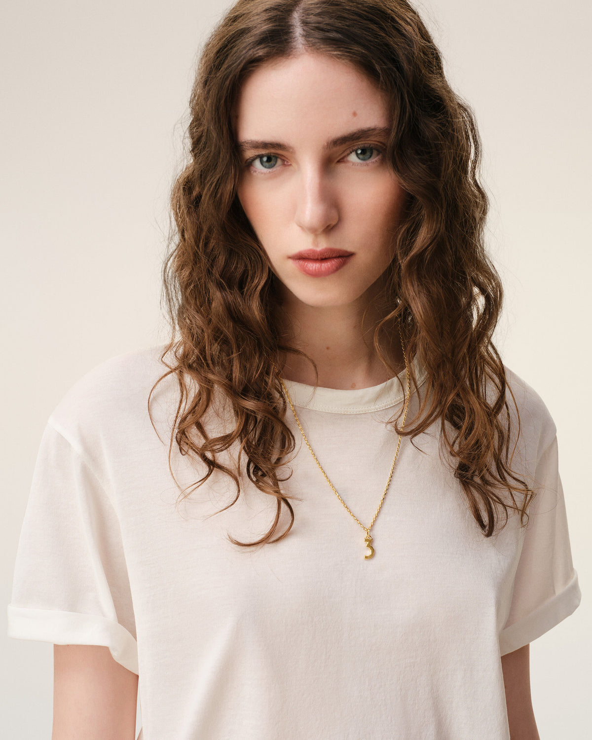 Collier Martelé Doré Pendentif "3" en Laiton - 6
