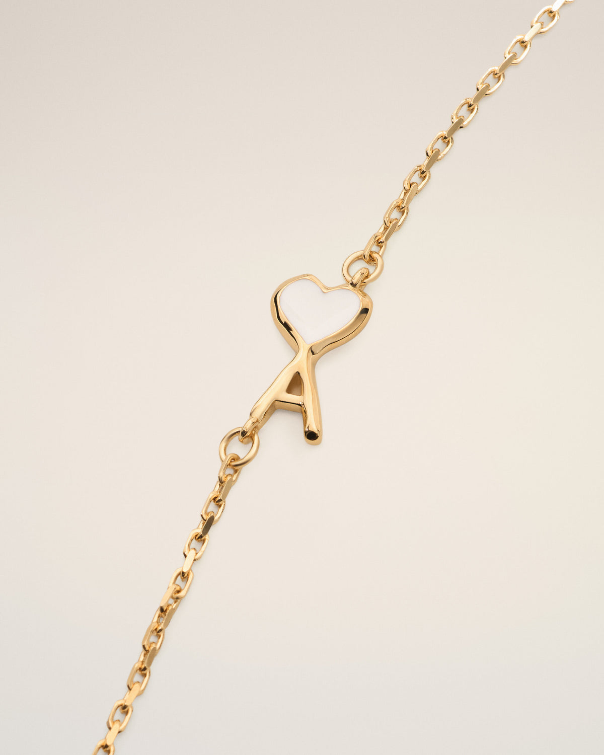 Gold brass necklace with hammered Ami de Coeur - 6