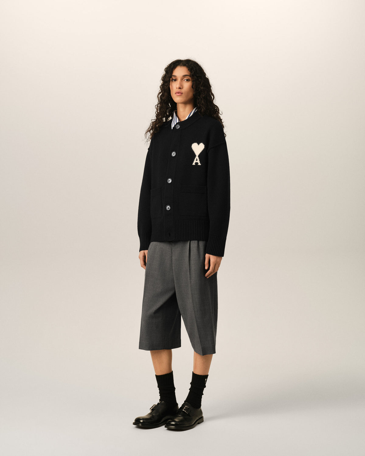 Crewneck wool cardigan with Ami de Coeur - 12