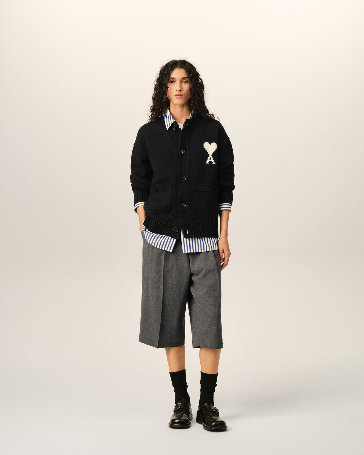 Crewneck wool cardigan with Ami de Coeur - 9