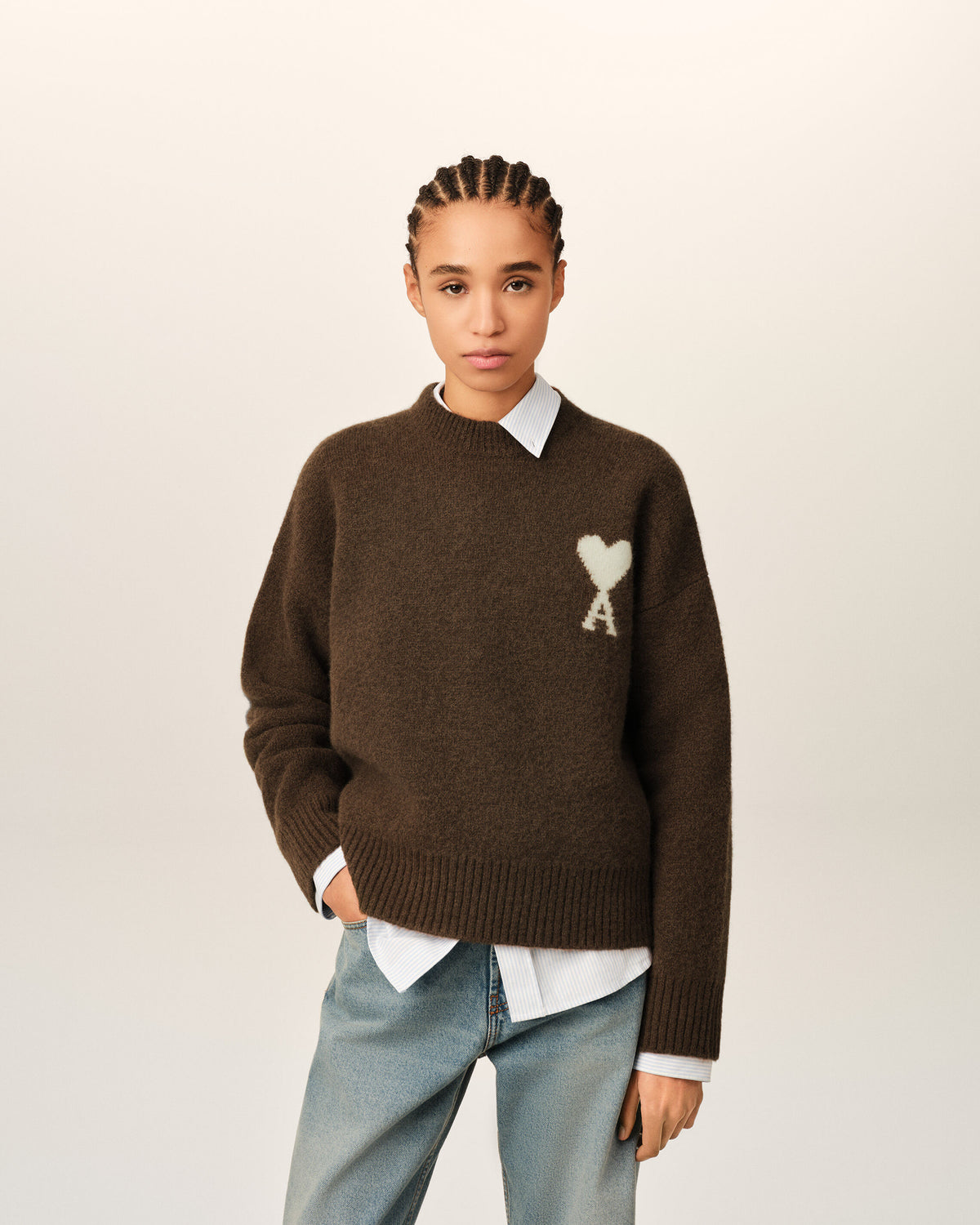 Brown crewneck alpaca sweater with Ami de Coeur - 8