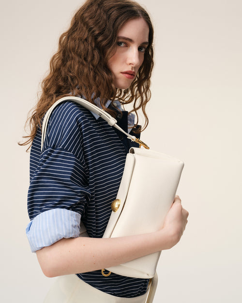                             Sac Carrousel Blanc en Cuir De Veau - 3                         - Ami Paris