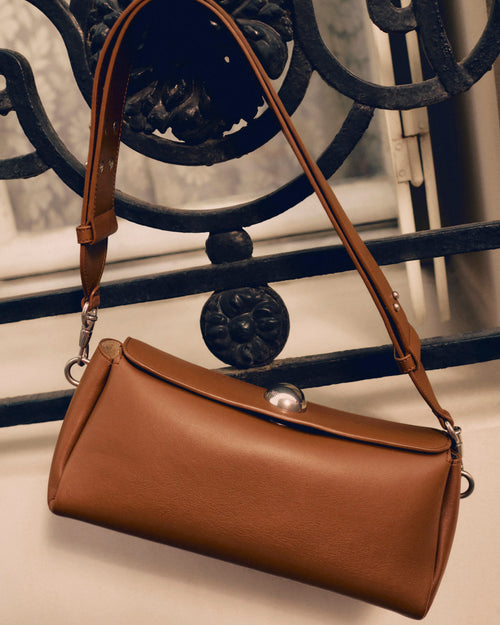 Brown cow leather Carrousel bag - Man - 8 - AMI Paris - Ami Paris