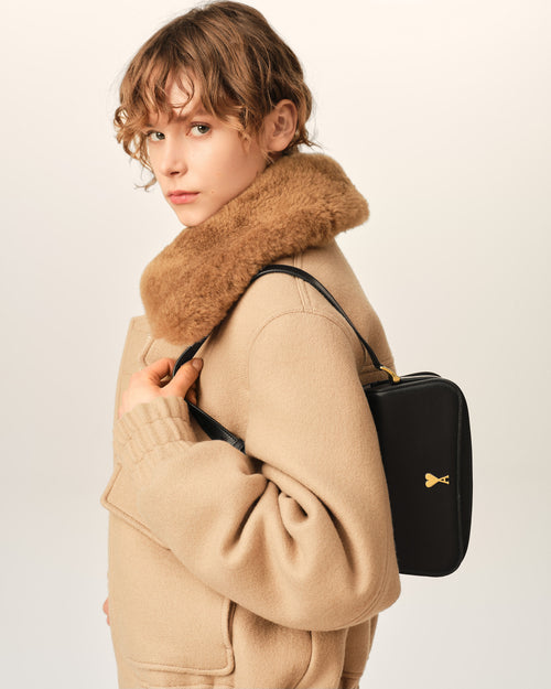VOIR LA TENUE - 1 - Ami Paris