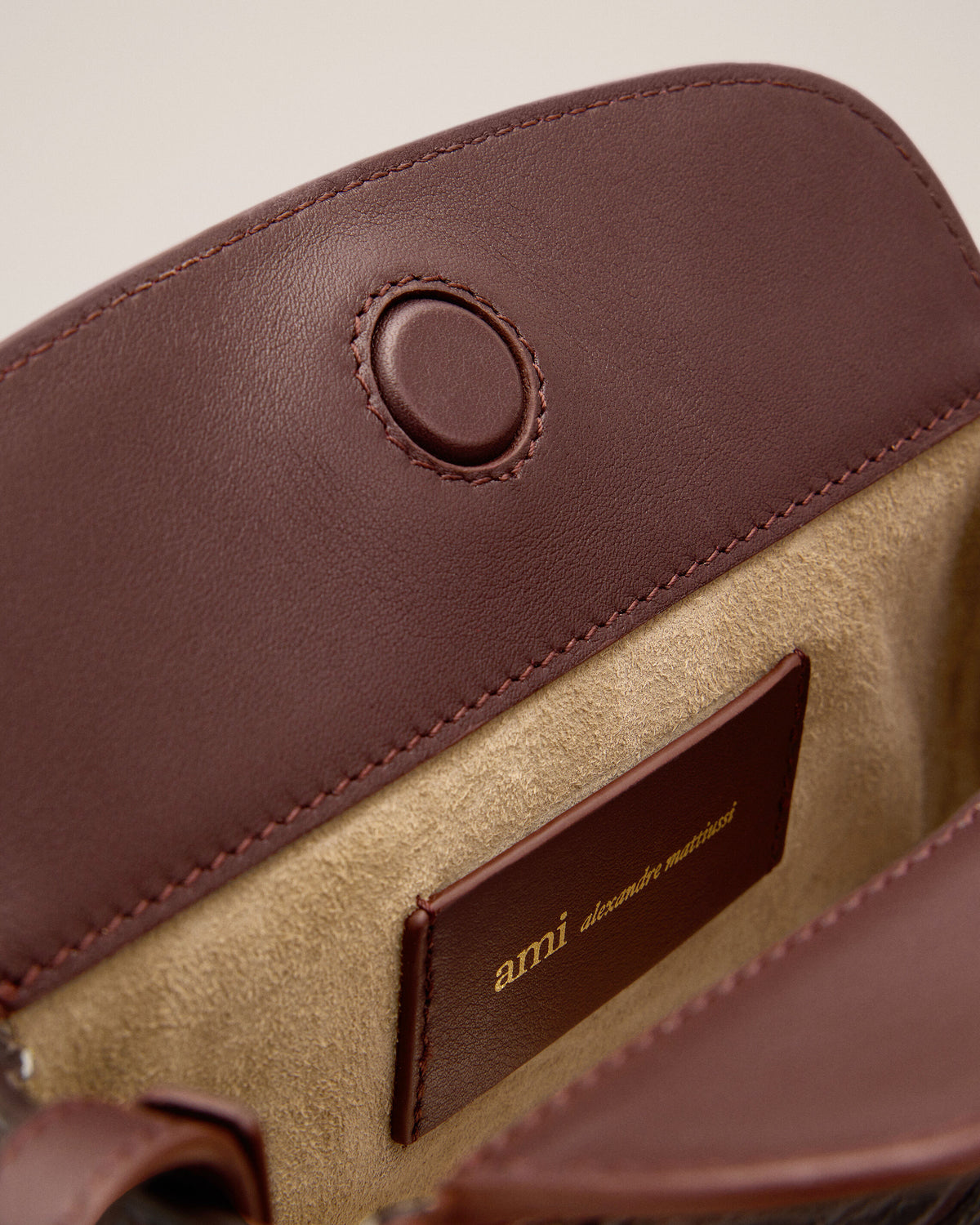 Mini brown crocodile embossed cow leather Carrousel bag - 7