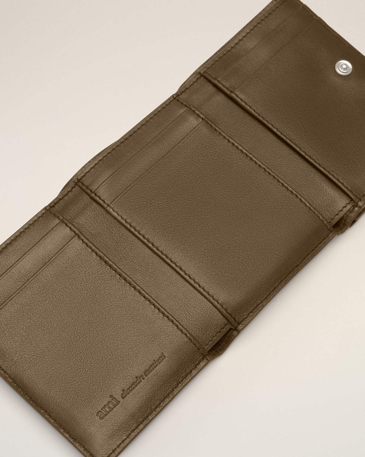 Portefeuille à triple volet marron en cuir de vachette Ami de Coeur - 3