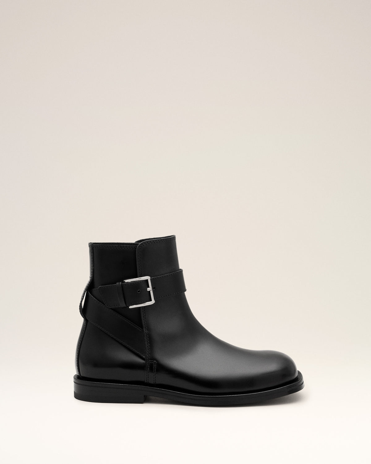 Bottines noires à boucle en cuir - 6