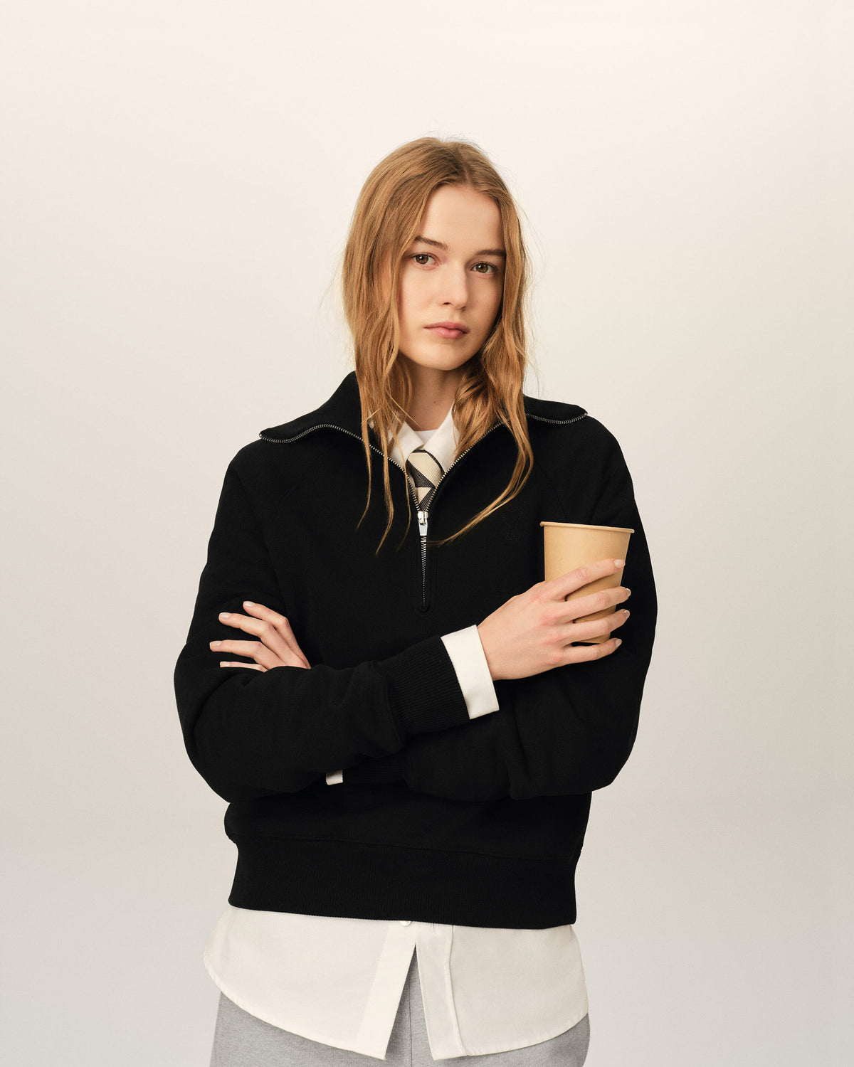 Black cotton zipped sweatshirt with embossed Ami de Coeur - 8