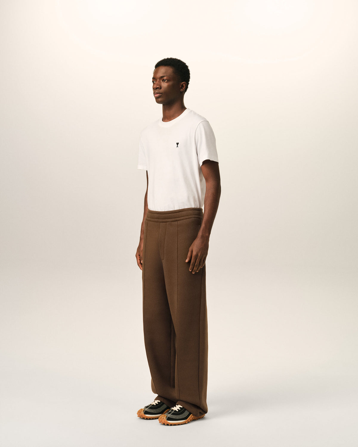 Cotton track pants with embossed Ami de Coeur - 6
