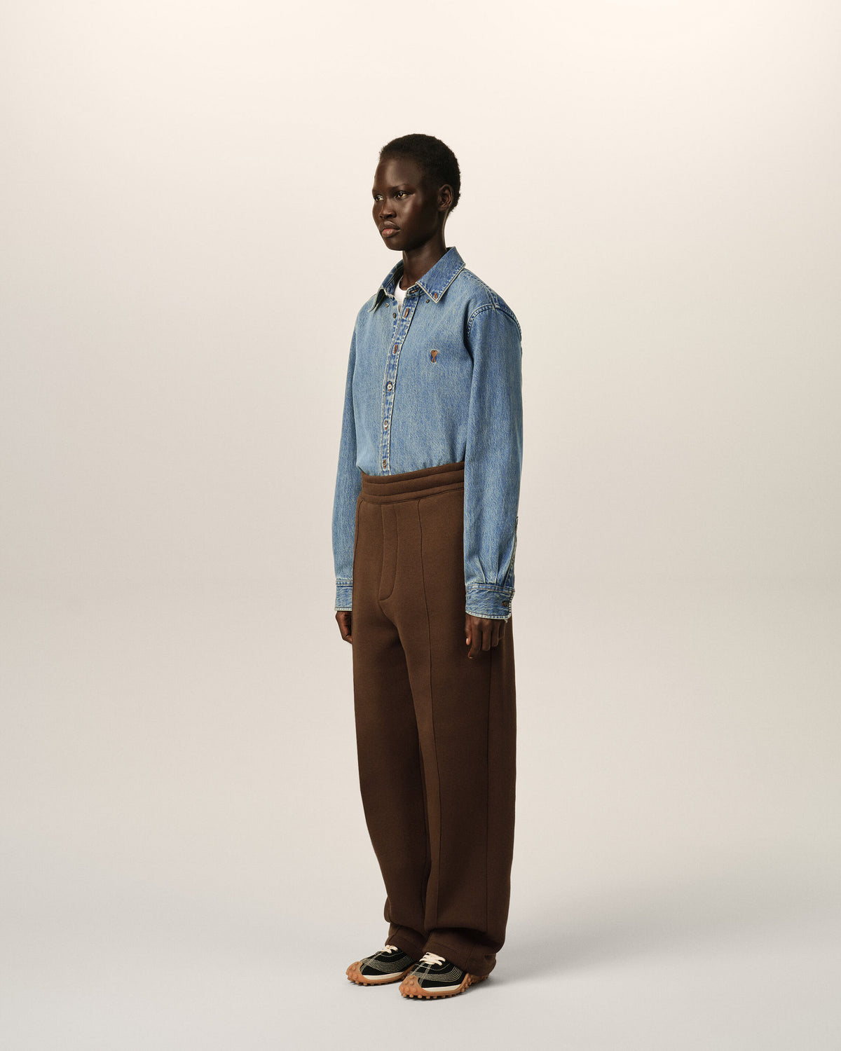 Cotton track pants with embossed Ami de Coeur - 12