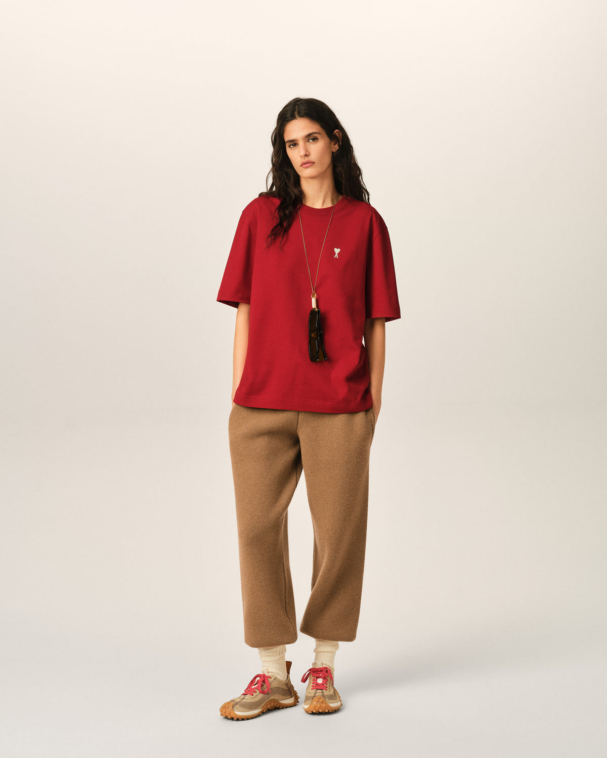 T-shirt rouge imprimé en coton "Place des Victoires" - 11