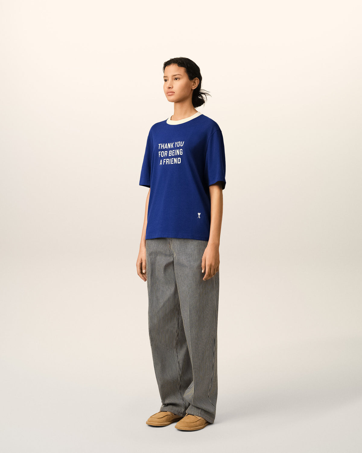 T-shirt in cotone blu stampata "Thank you for being a friend" - 12