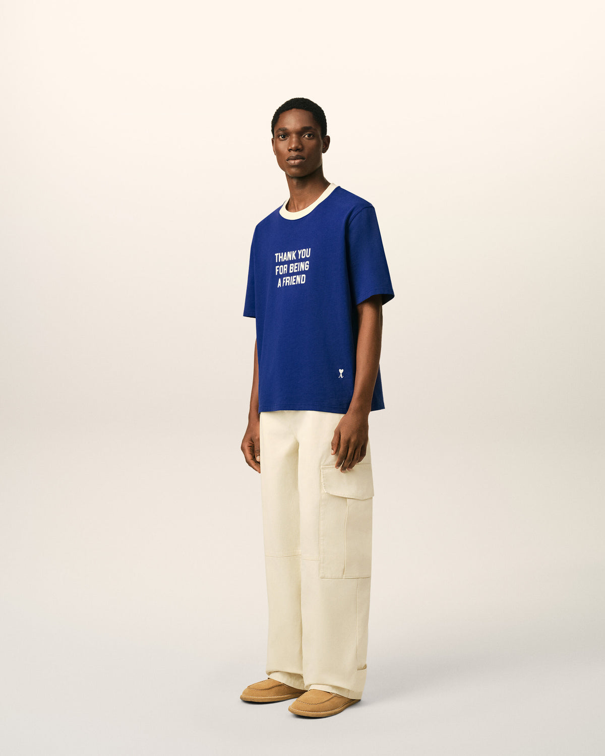 T-shirt in cotone blu stampata "Thank you for being a friend" - 6