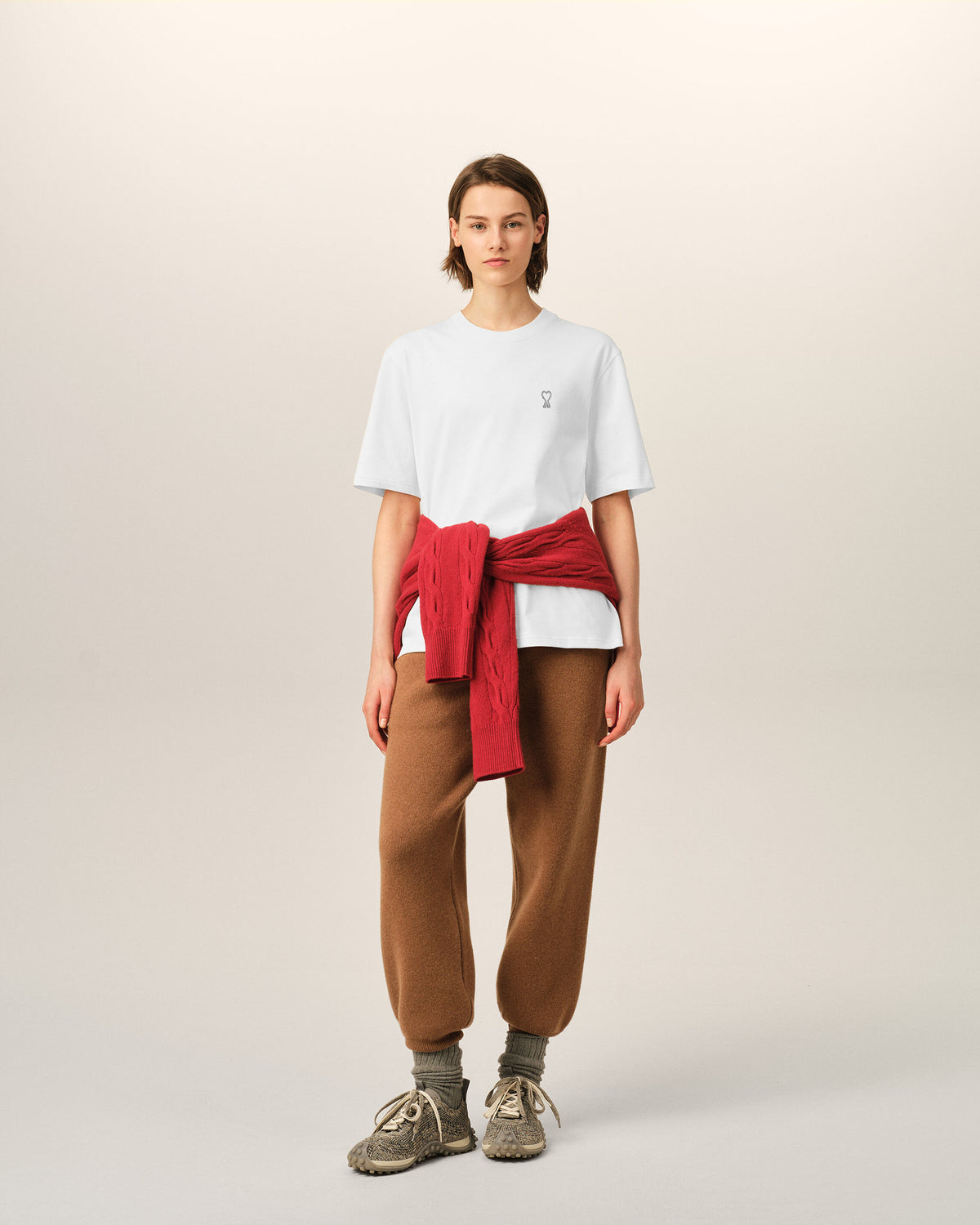 Camiseta blanca de algodón con estampado "Place des Victoires" - 11
