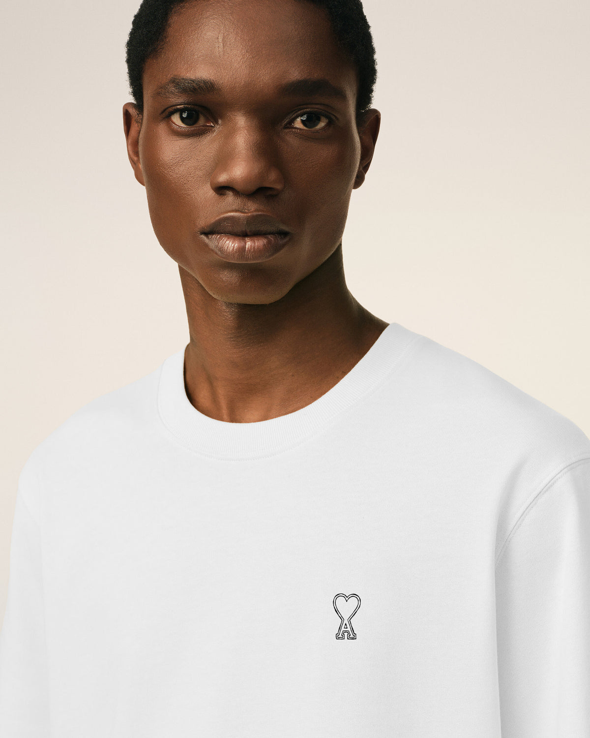 Camiseta blanca de algodón con estampado "Place des Victoires" - 5