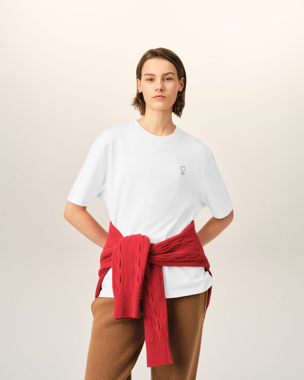 Camiseta blanca de algodón con estampado "Place des Victoires" - 9
